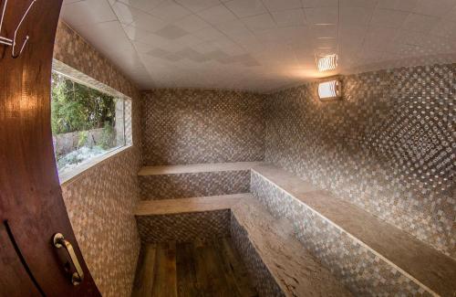 Mansão Pé na Areia da Praia da Ferradura (Mansao Pe na Areia da Praia da Ferradura) in plaža Ferradura