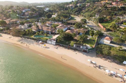 Mansão Pé na Areia da Praia da Ferradura (Mansao Pe na Areia da Praia da Ferradura) in Ferradura Beach