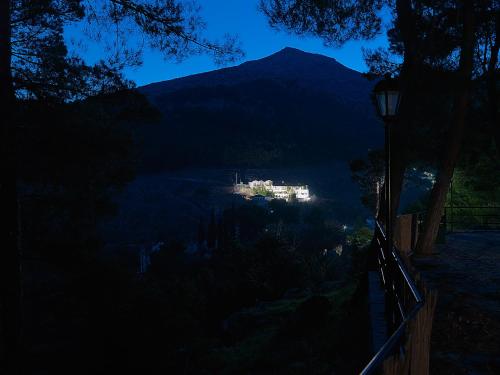 Hondos Classic Hotel & Spa in 네스타니