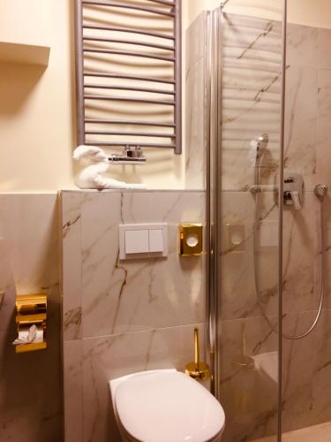 Hotel Glinde - image 5