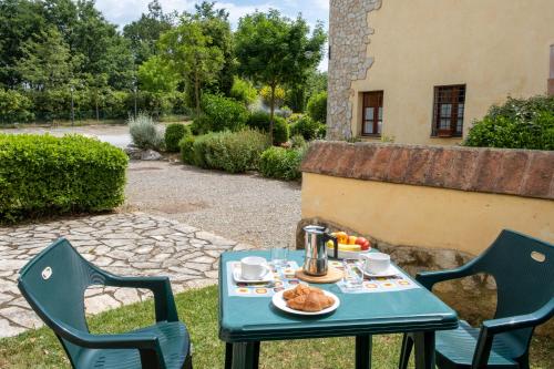 Tuscany Country Apartments