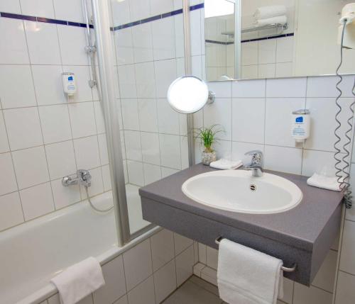 Hotel Rheinpark Rees - image 12
