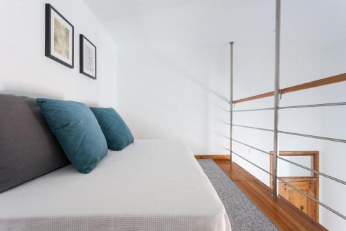FLH Alfama River View Flat 5