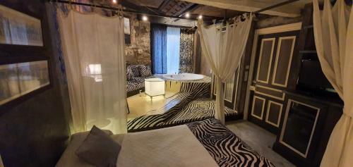 Habitación Doble Deluxe con bañera de hidromasaje - 1 o 2 camas Casona Camino Real De Selores 15