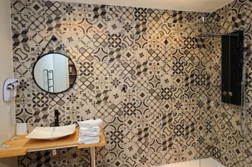 Hotel Le Tourisme - image 7