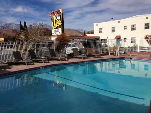 Úszómedence, Dow Villa Motel in Lone Pine (CA)