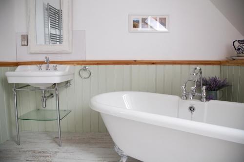 浴室, Netherton Farm Lodge in 凱姆內