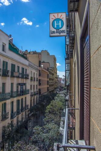 Hostal Los Alpes - image 4