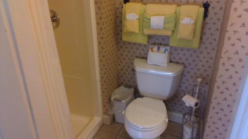 Double Room with Shared Bathroom