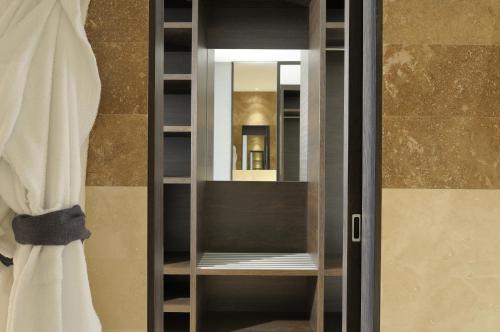 Alpi Hotel - image 6