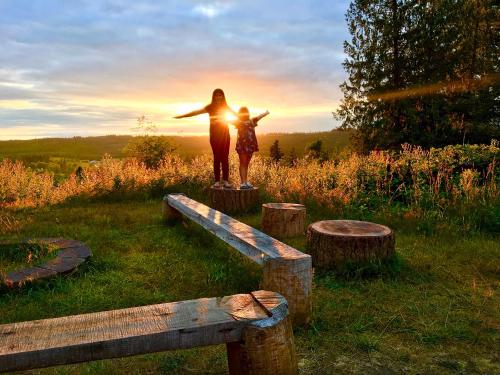 Chehalis Camping Resort One-Bedroom Cabin 2