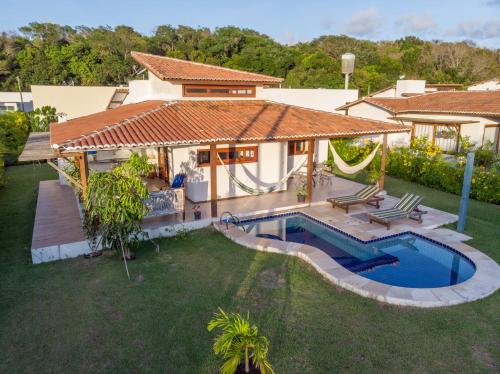 Luxury Villa - Madeiro