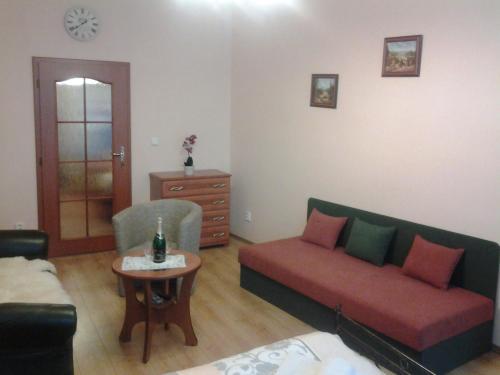 U Tří jehňátek - main image