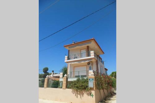  Holiday Villa in Lagonisi in Kalívia Thorikoú