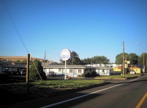 Blue Mountain Motel