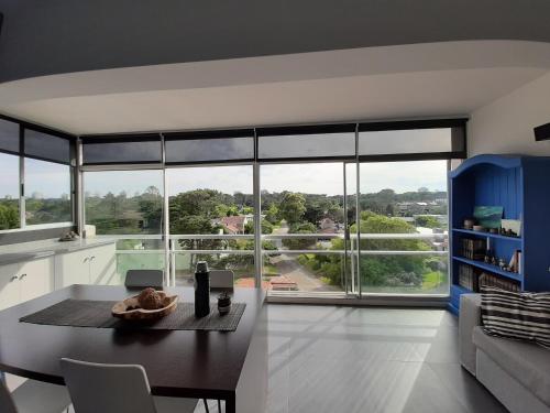 المرافق, CASA AZUL Primera linea mar I Playa Mansa Parada 10 Edificio Isla de Gorriti in Cantegril