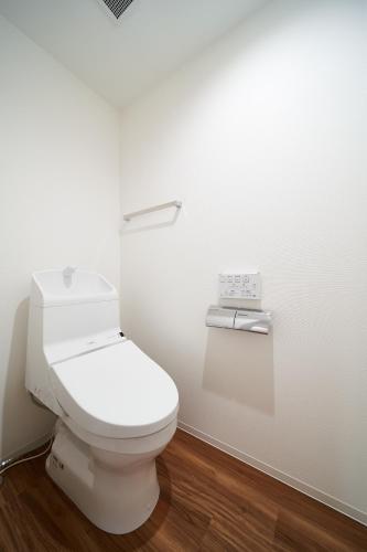 Japanese-Style Room image 5