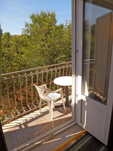 ระเบียง/ชานเรือน, Apartments Jelka in ยิวิเซ