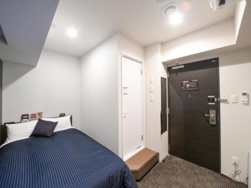 Hotel Livemax Asakusa Ekimae Room Type -  Double Room with Small Double Bed - Non-Smoking