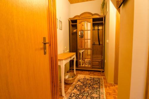 Deluxe Apartment image 9