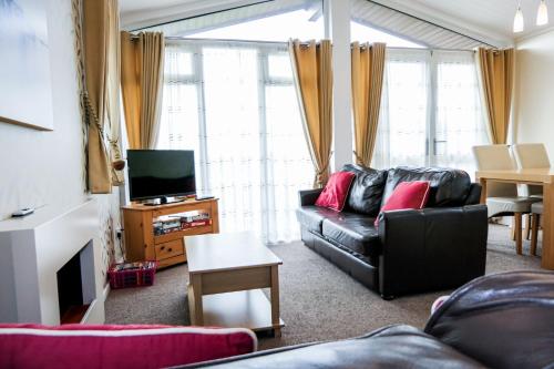 Dove Lodge Ashbourne Heights - main image
