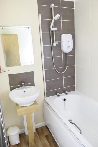 Dove Lodge Ashbourne Heights - image 10