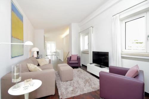 Crispi Luxury Apartments - My Extra Home - image 3