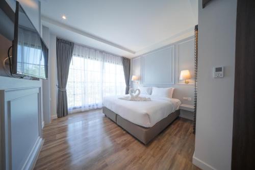 room detail thumbnail 0