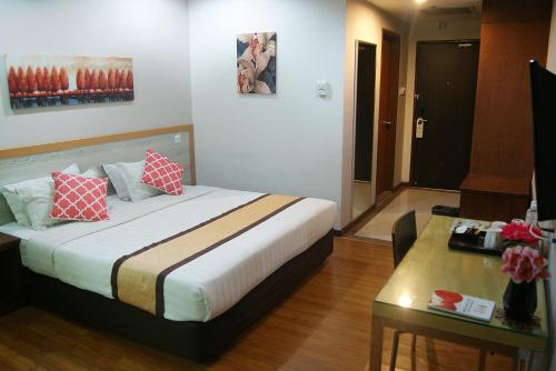 room detail thumbnail 0