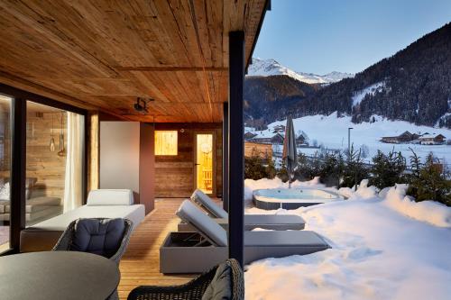 Chalet SALENA luxury lodge - Santa Maddalena in Casies