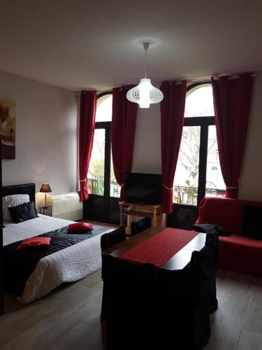Appart'Hôtel Les Tilleuls - image 7