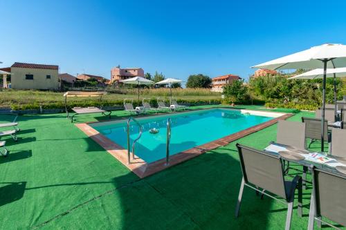 Akis Villa Studios & Apartment with Pool - image 7