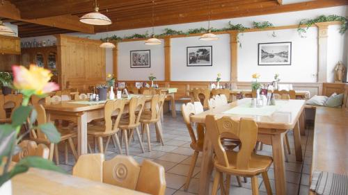 Étterem, Gasthof Schrätzenstaller (Gasthof Schratzenstaller) in Scheyern