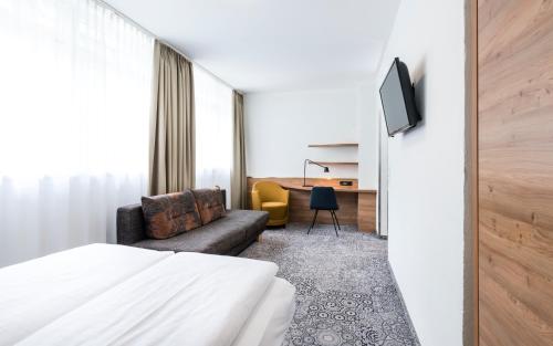 Hotel Zach - image 9