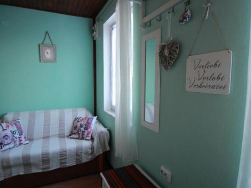 Charming Apartment in Porat on the Seaside