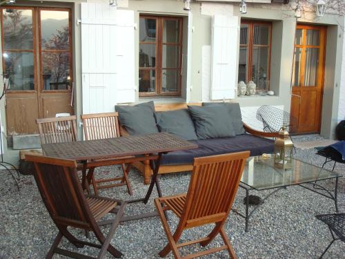Wonderlandscape Guest House - image 6