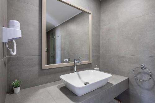 Alianthos Suites - image 6