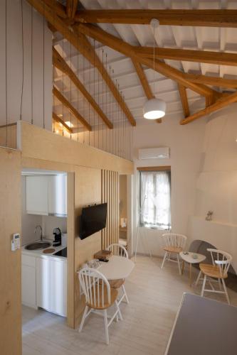 L Anima in Insula Skiathos