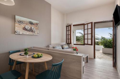 Alianthos Suites - image 10