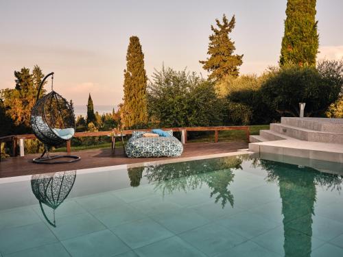 Villa Castelletto heated pool jacuzzi