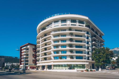 Slavija Budva Hotel - main image