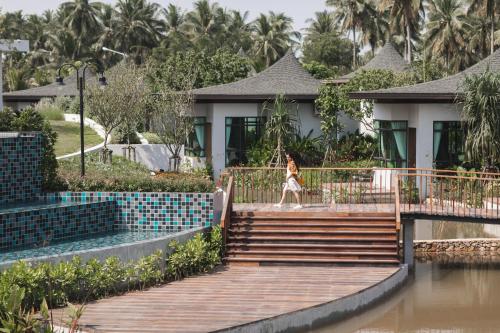 Facilities, Na Tree Tara Riverside Resort Amphawa Damnoensaduak in Samut Songkhram