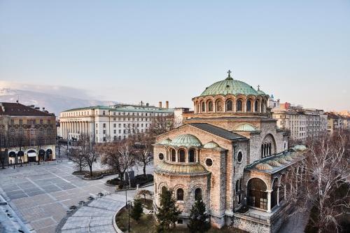 1 Bedroom Presidential Suite, 1 King bed, Sveta Nedelya view