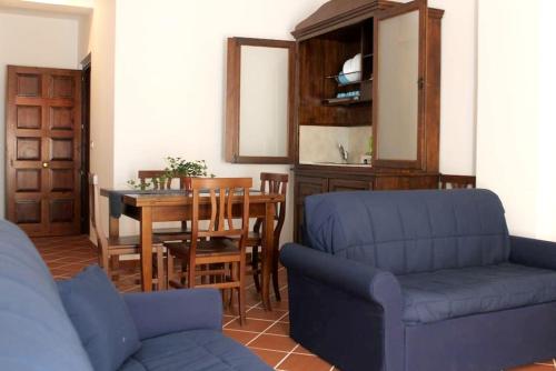 . 2 bedrooms appartement with enclosed garden and wifi at Nicolosi