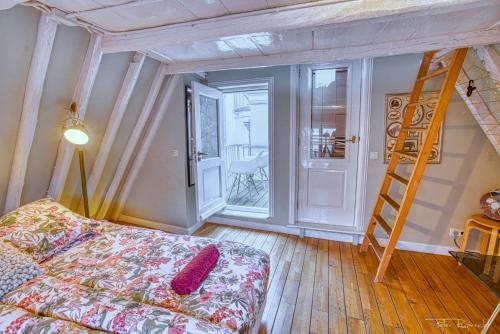 Attic Monkeys Lodge, Амстердам (фото 7)