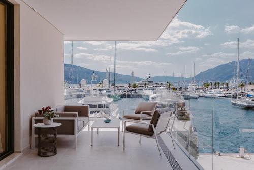 229078009 Regent Porto Montenegro