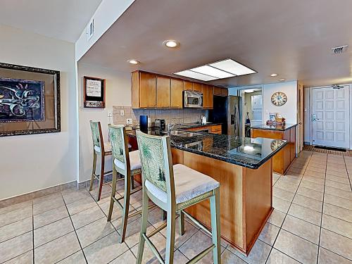 New Listing! Wave-Front Wonder with Pool & Sauna condo - image 5