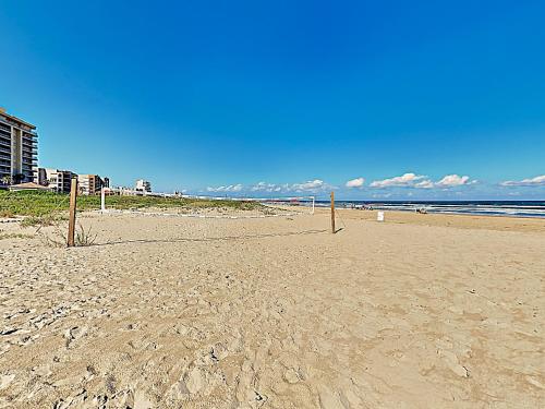New Listing! Wave-Front Wonder with Pool & Sauna condo - image 6