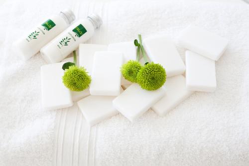 Cliff Side Suites - image 4