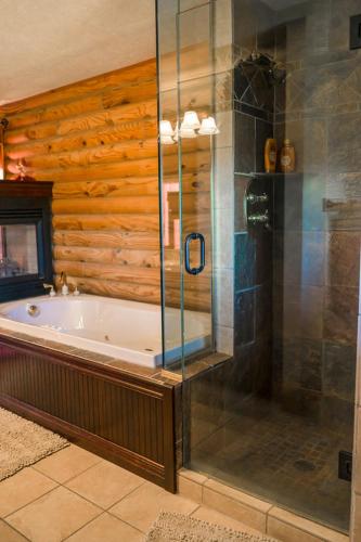 A Breath of Heaven B&B in Traverse City, USA